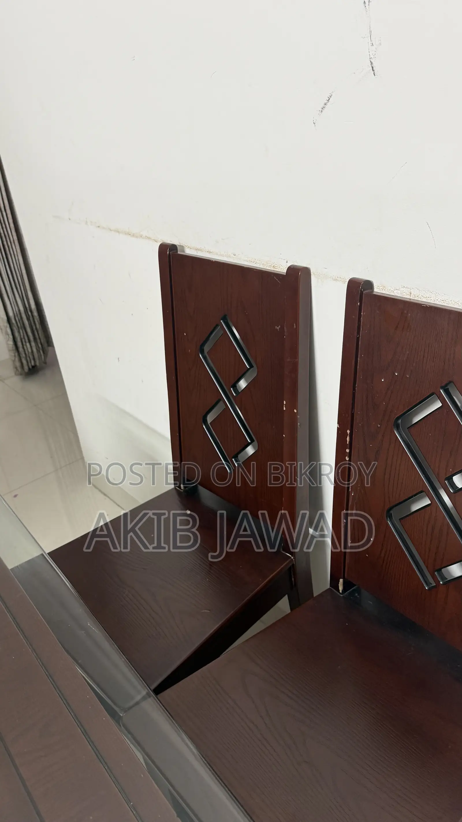 6 Seat Dining Table