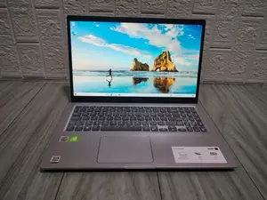 Laptop Asus 3GB Intel SSD 256GB