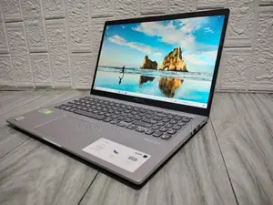 Laptop Asus 3GB Intel SSD 256GB