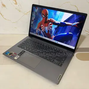 Laptop Lenovo 4GB RAM Intel 500GB SSD