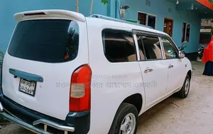 টয়োটা প্রোবক্স ১.৫ সিএনজি ২ডাব্লিউডি ২০০৩ সাদা