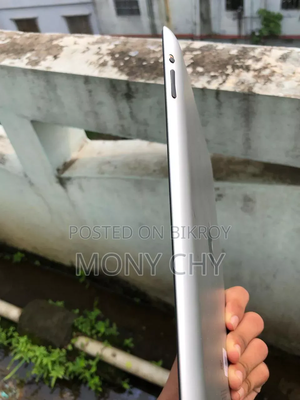 Apple iPad 4 Wi-Fi 32 GB Gray