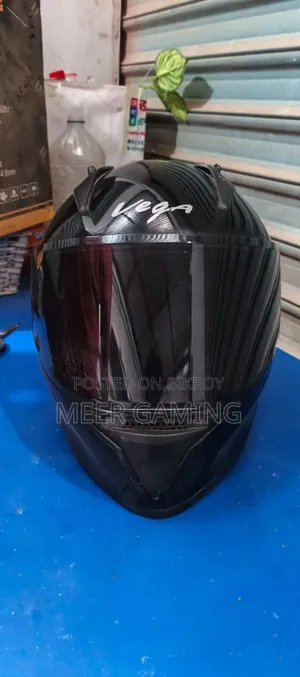 ভেগা হেলমেট