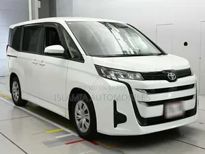 Toyota Noah 2022 Pearl