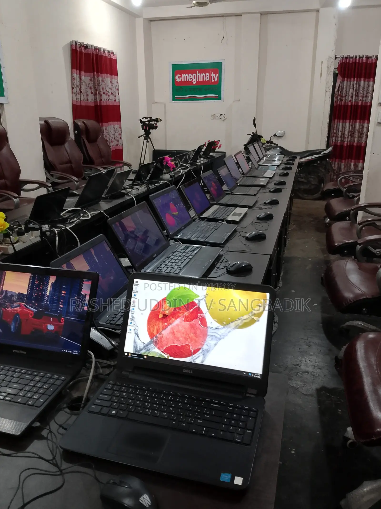ল্যাপটপ ডেল ৮জিবি ইন্টেল কোর আই৫ এসএসডি ৫১২জিবি
