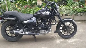 বাজাজ এভেঞ্জার ১৬০ স্ট্রিট ২০২২ কালো