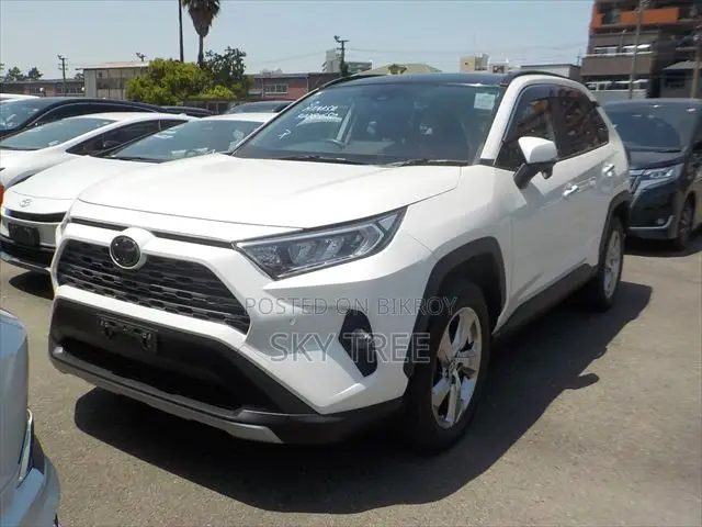 Toyota RAV4 2021 Pearl