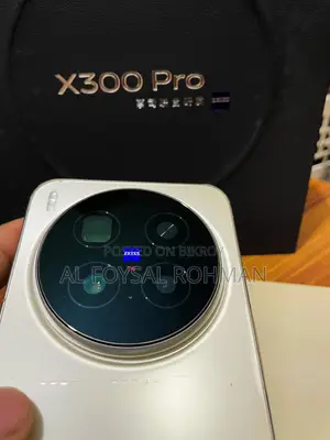 নতুন ভিভো এক্স৩০০ প্রো ২৫৬ জিবি সাদা