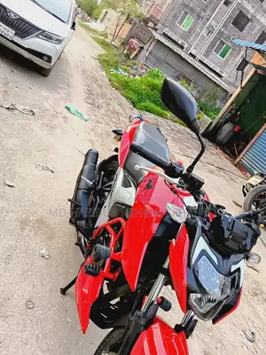 টিভিএস আপাচে ১৬০ ৪ভি ২০২৩ লাল