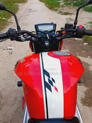 টিভিএস আপাচে ১৬০ ৪ভি ২০২৩ লাল