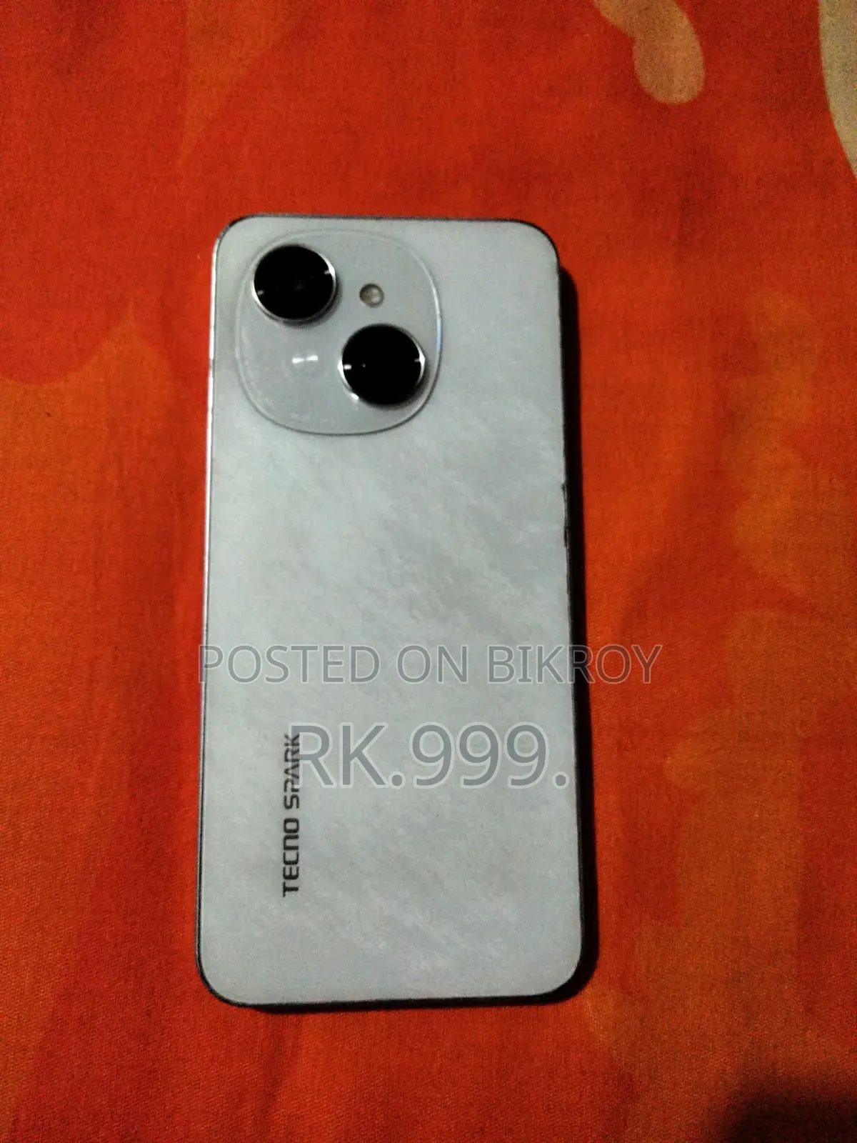 টেকনো স্পার্ক গো ১২৮ জিবি সাদা