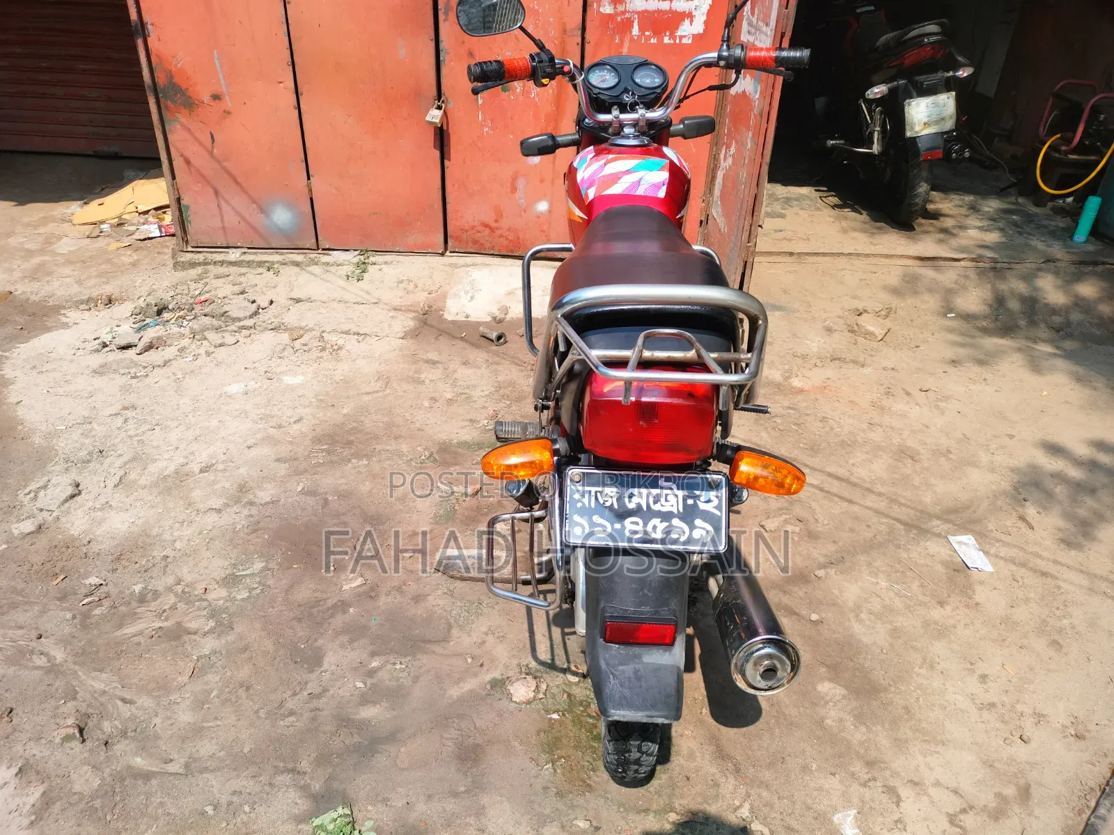 হিরো ডন ১০০ ২০০৬ লাল