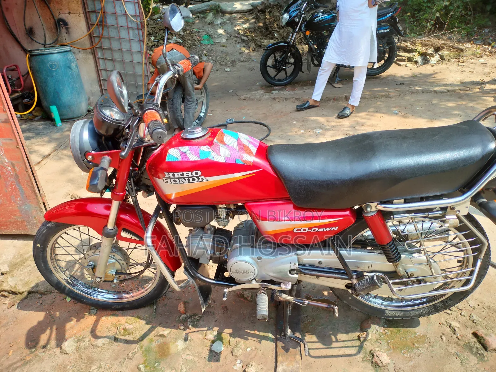 হিরো ডন ১০০ ২০০৬ লাল