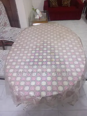 কড়ই কাঠের ৪টি চেয়ার ও ১টি টেবিল বিক্রি হবে