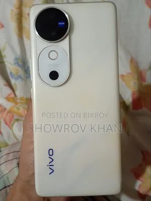 ভিভো ভি৪০ ২৫৬ জিবি সাদা