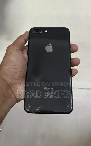 Apple iPhone 8 Plus 64 GB Black