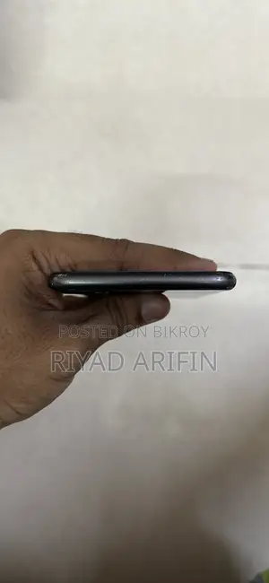 Apple iPhone 8 Plus 64 GB Black