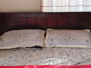 Bed for Sale. Bed Sell Hobe