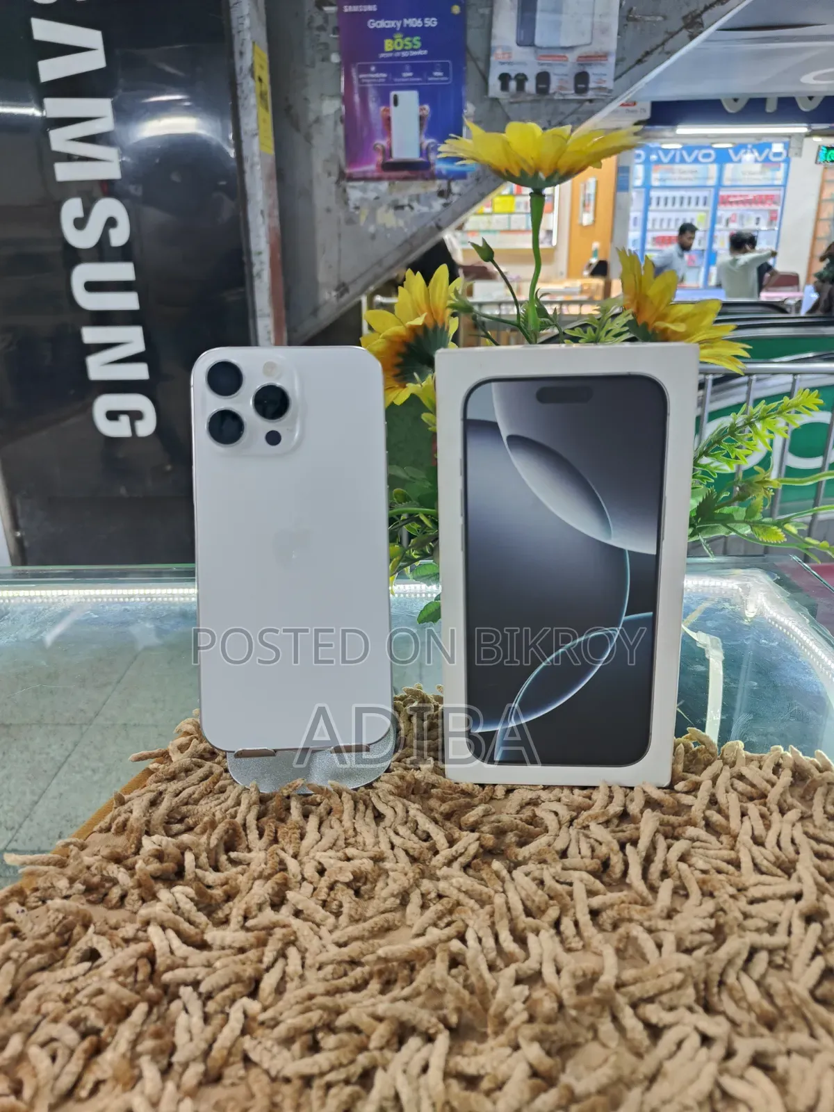 New Apple iPhone 16 Pro Max 256 GB Silver