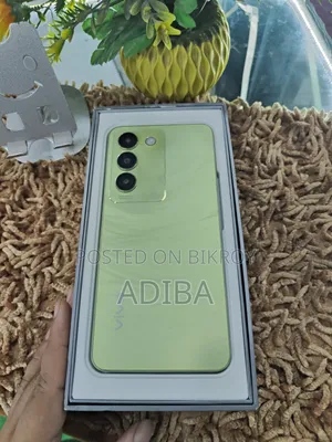 Vivo V30 Lite 256 GB Green
