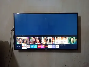 স্যামসাং ৪৩" স্মার্ট টিভি বিক্রি হবে