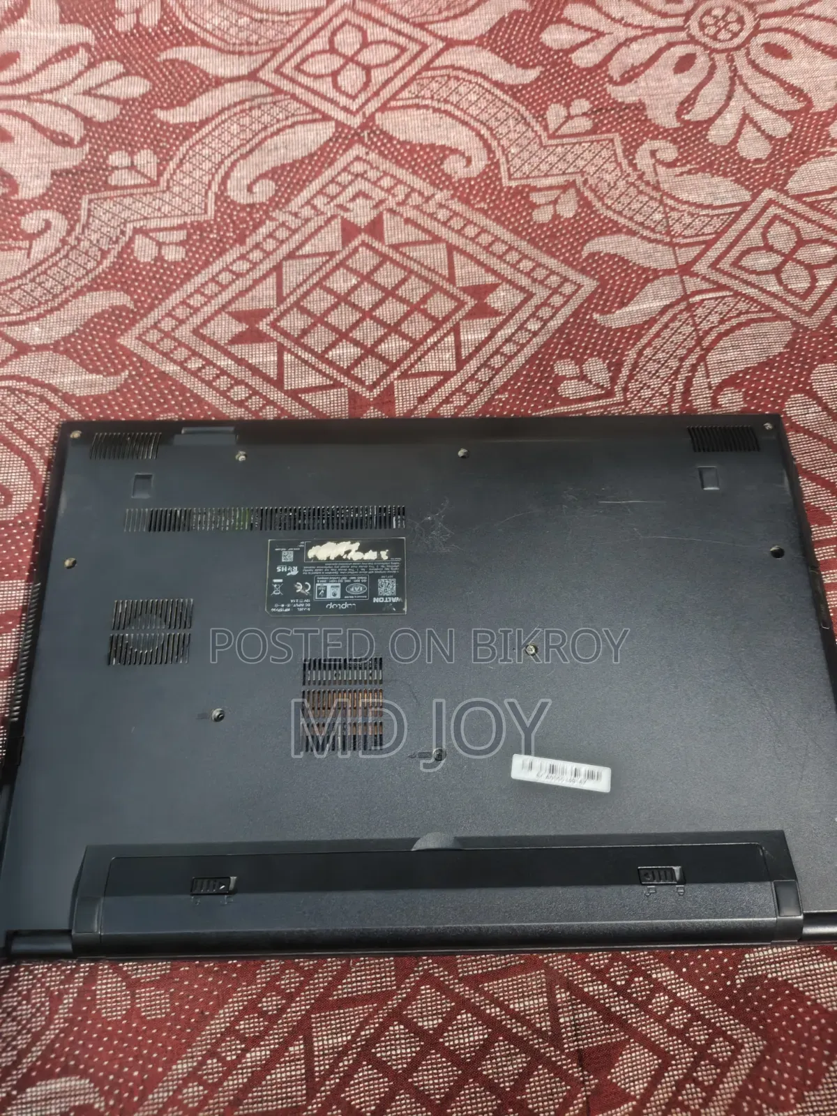 Laptop 4GB Intel Core i3 HDD+SSD 750GB