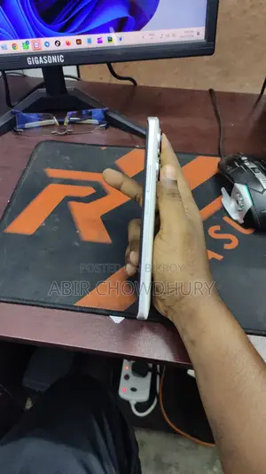 শাওমি রেডমি নোট ১৩ প্রো প্লাস ৫১২ জিবি হোয়াইট