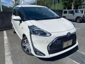 Toyota Sienta 2021 Pearl
