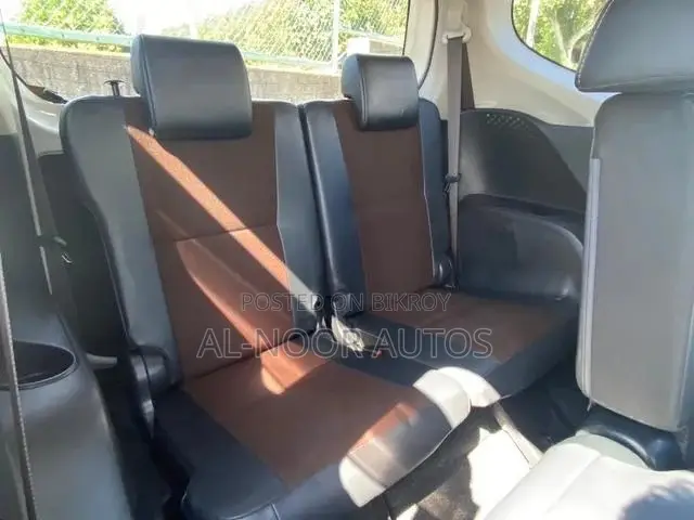 Toyota Sienta 2021 Pearl