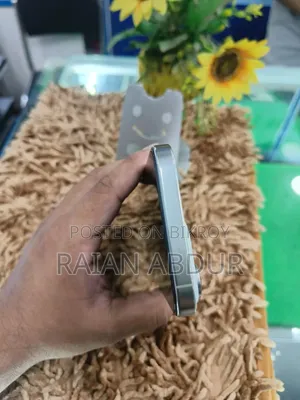 অ্যাপল আইফোন ১৬ প্রো ম্যাক্স ২৫৬ জিবি হোয়াইট