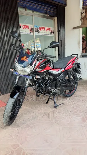 Bajaj Discover 125 2021 Black