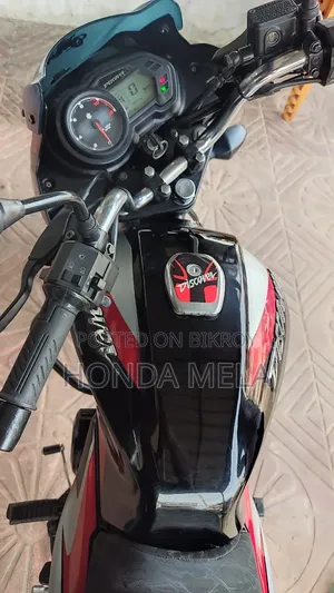 Bajaj Discover 125 2021 Black