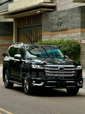 Toyota Land Cruiser LC300 2021 Black
