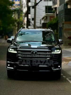 Toyota Land Cruiser LC300 2021 Black