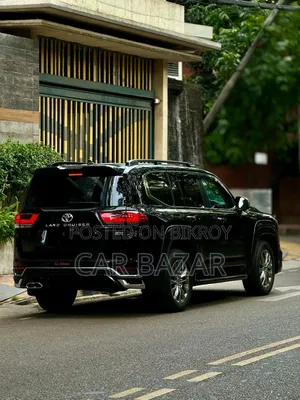 Toyota Land Cruiser LC300 2021 Black