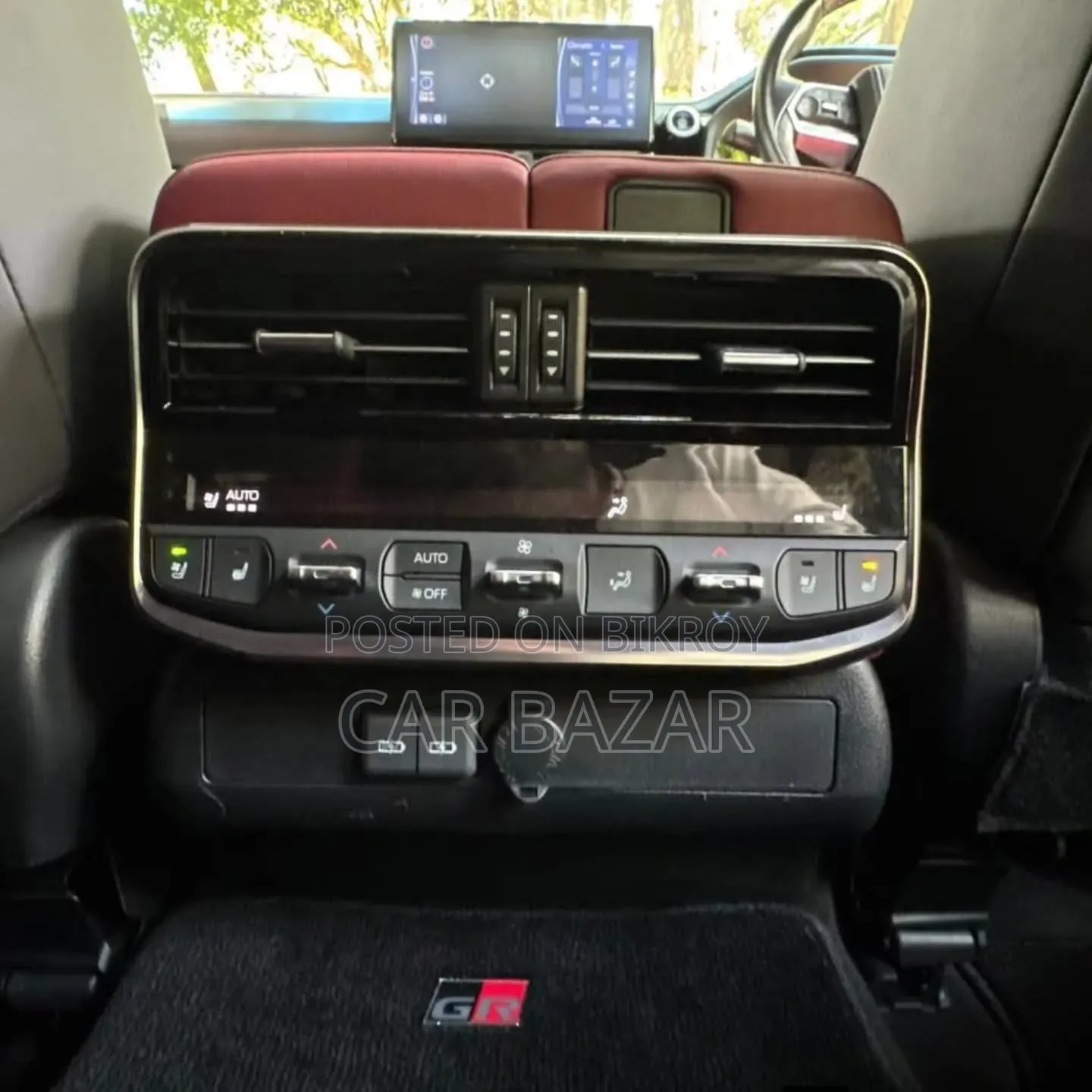 Toyota Land Cruiser LC300 2021 Black