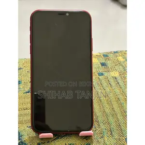 Apple iPhone 11 64 GB Red