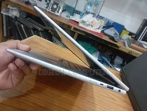 Laptop HP EliteBook 840 G9 16GB Intel Core i5 SSD 512GB