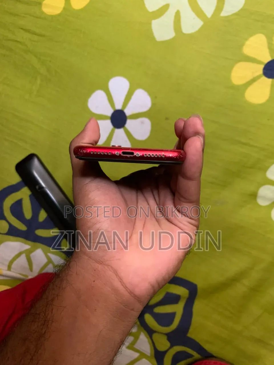 Apple iPhone XR 64 GB Red