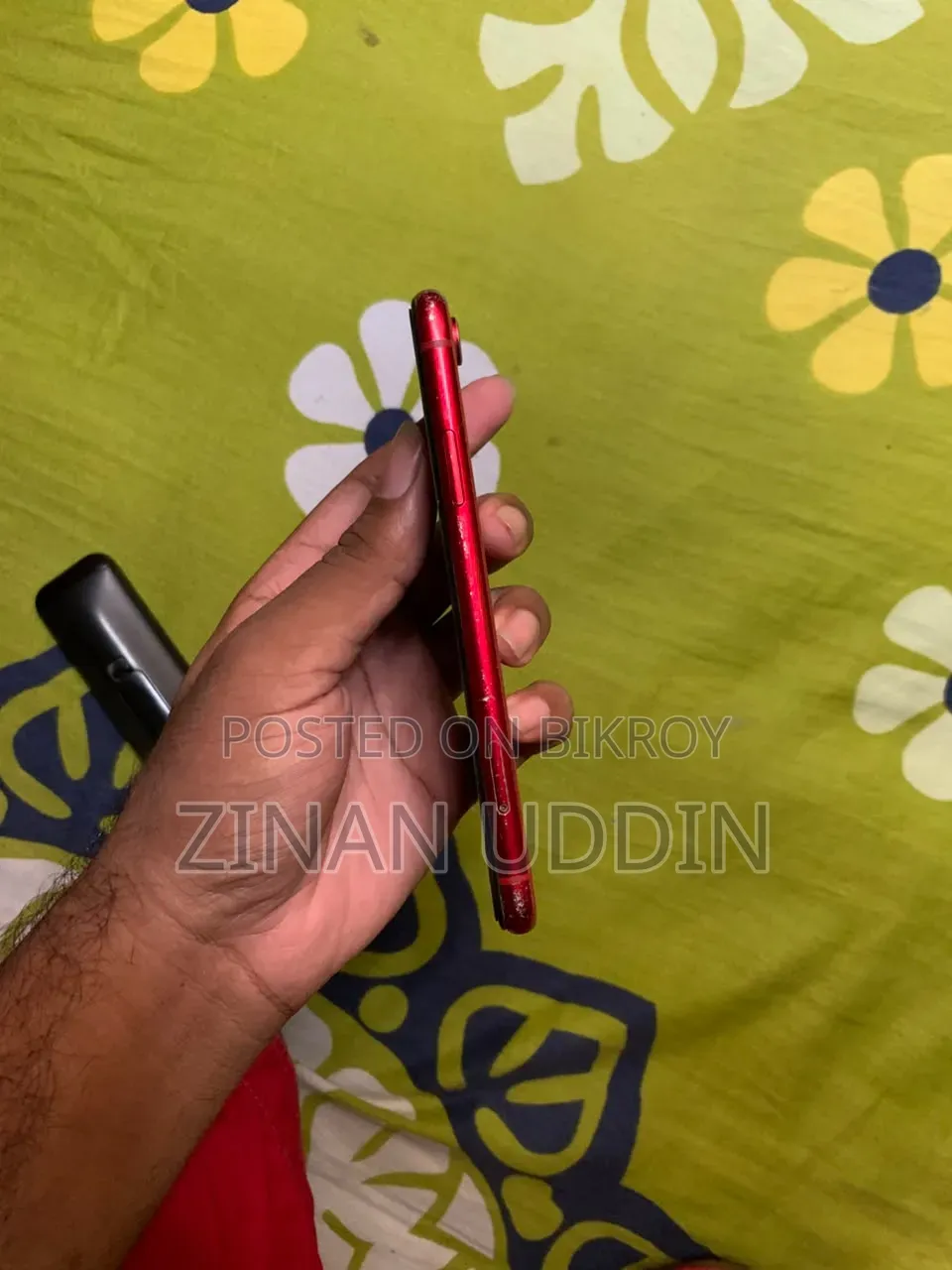 Apple iPhone XR 64 GB Red