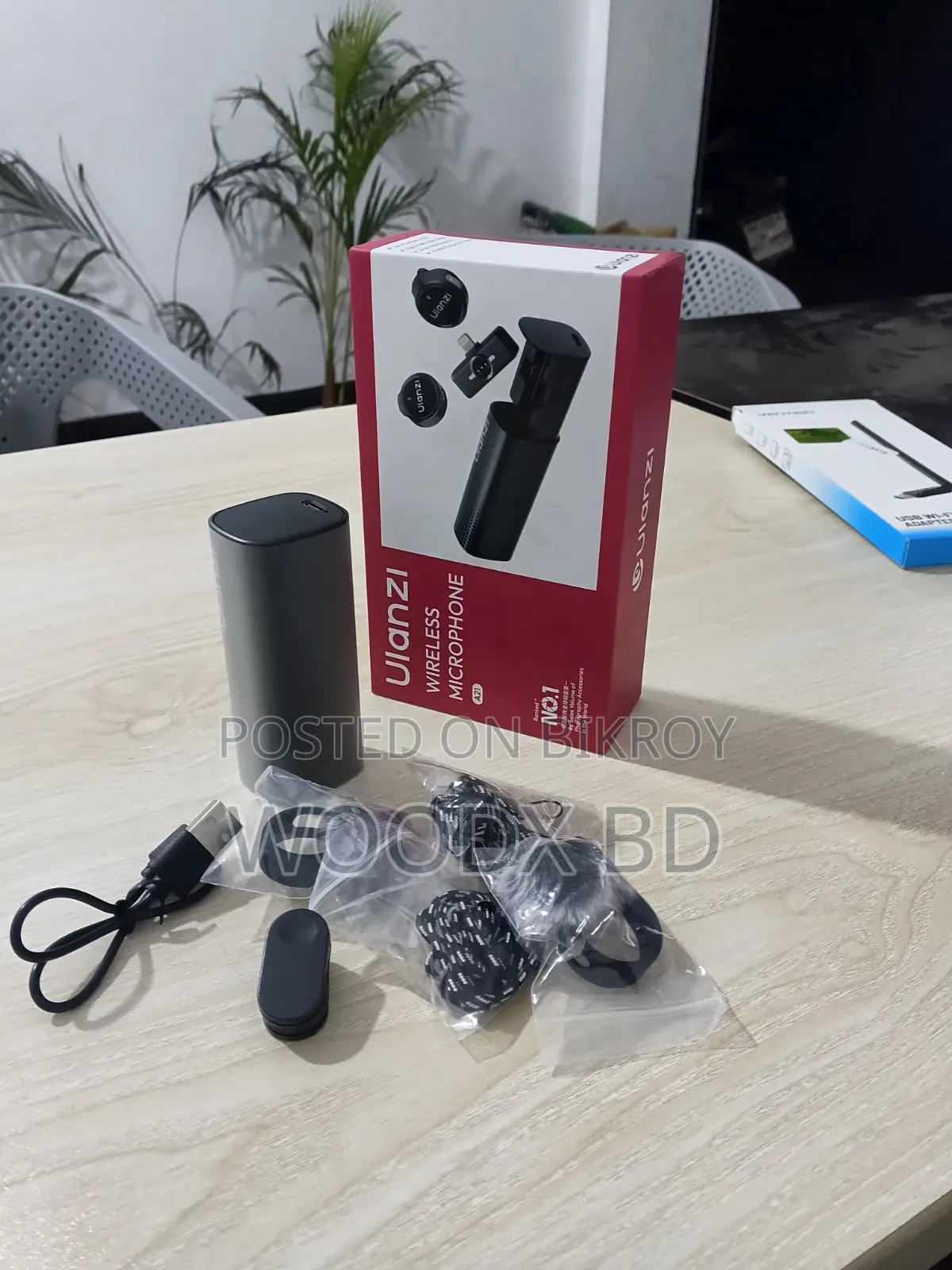 ইউলানজি ওয়্যারলেস মাইক্রোফোন এ২১