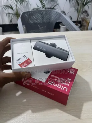 ইউলানজি ওয়্যারলেস মাইক্রোফোন এ২১