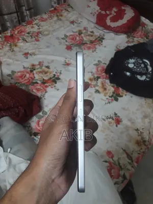 আইটেল এ২০০+ ৬৪ জিবি সাদা