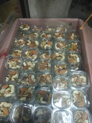 মিক্সড নাট