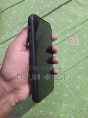 Apple iPhone XR 64 GB Black