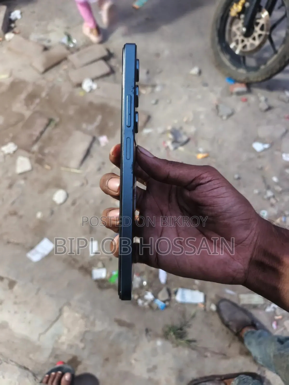 Realme 128 GB Blue