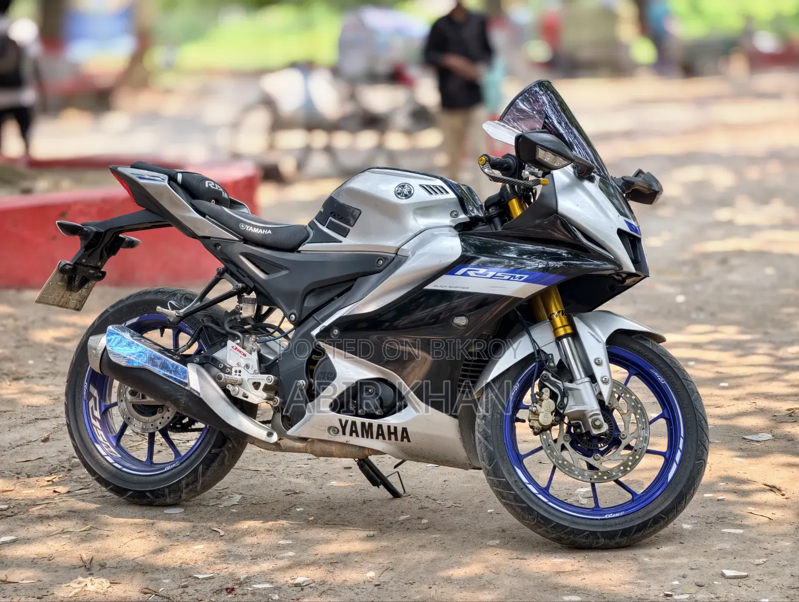 Yamaha R15M 2022 Silver