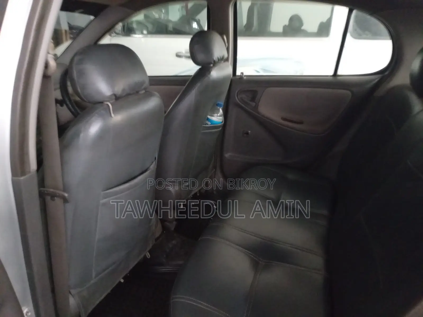 Toyota Platz 2000 Silver