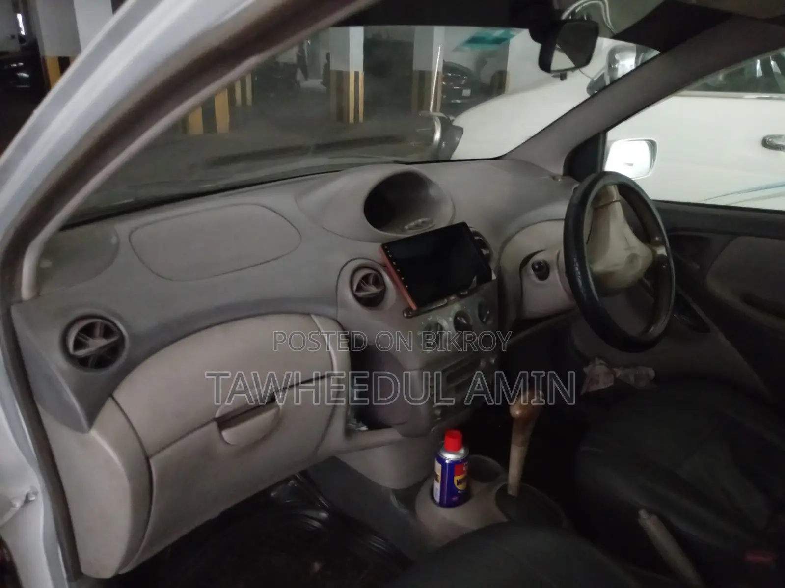 Toyota Platz 2000 Silver