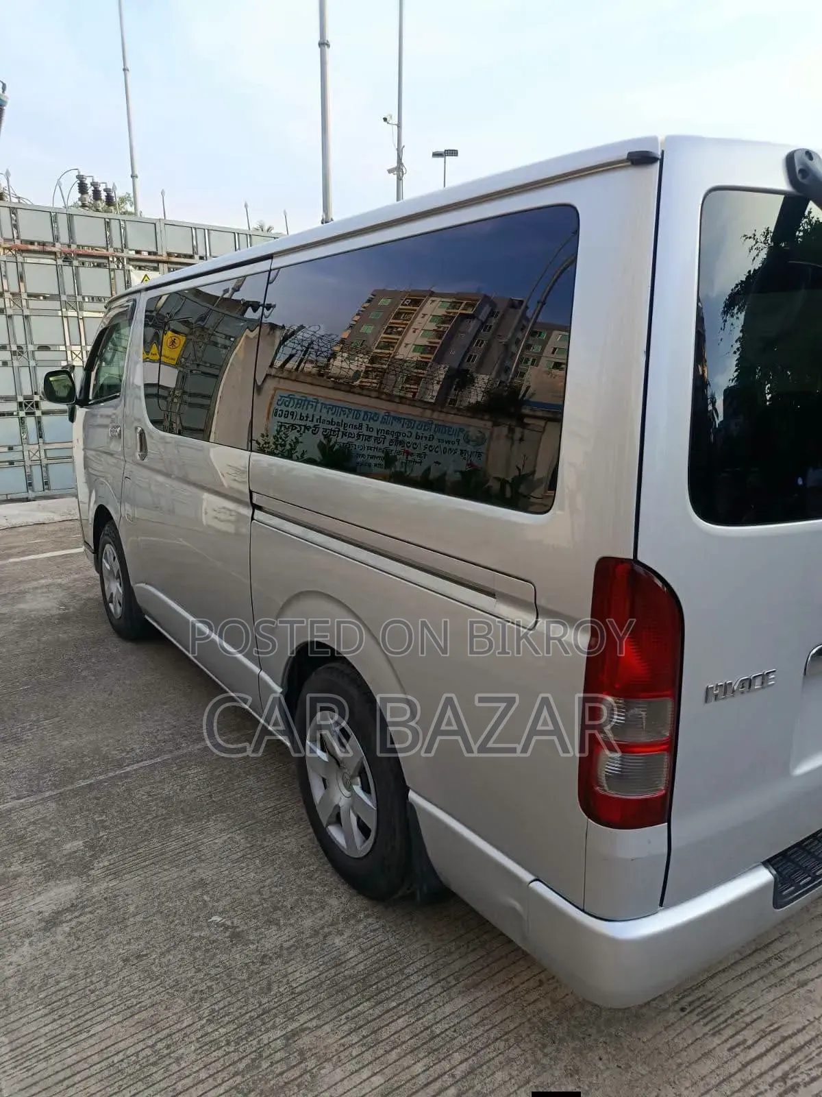 Toyota HiAce 2016 Silver